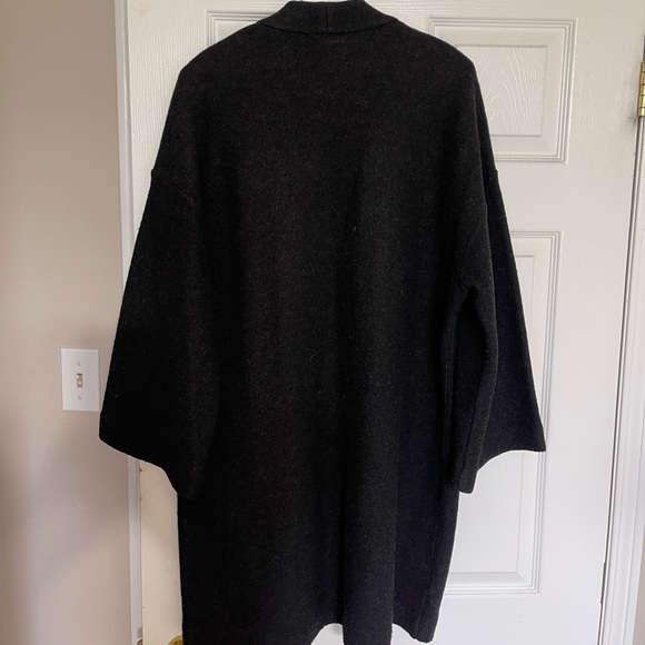 Aritzia Wilfred coat - Picture 2 of 3